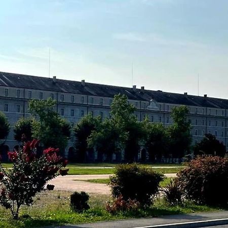 Pau Centre Vue Sur Les Pyrenees Pour 2 Nuits Au Minimumアパートメント エクステリア 写真