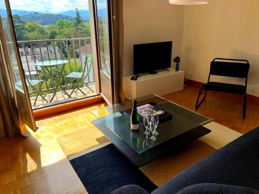 Pau Centre Vue Sur Les Pyrenees Pour 2 Nuits Au Minimumアパートメント エクステリア 写真